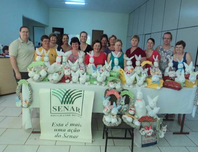 Curso de artesanato de Páscoa foi concluído