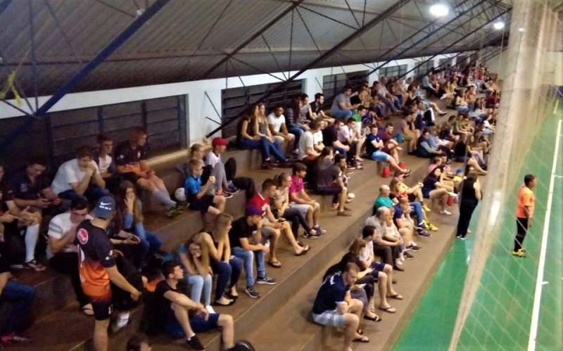 CAMPEONATOS DE FUTSAL E VÔLEI
