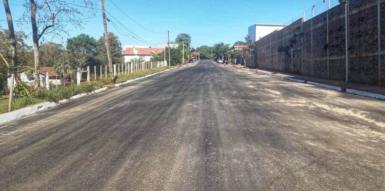 MAIS QUADRAS ASFALTADAS