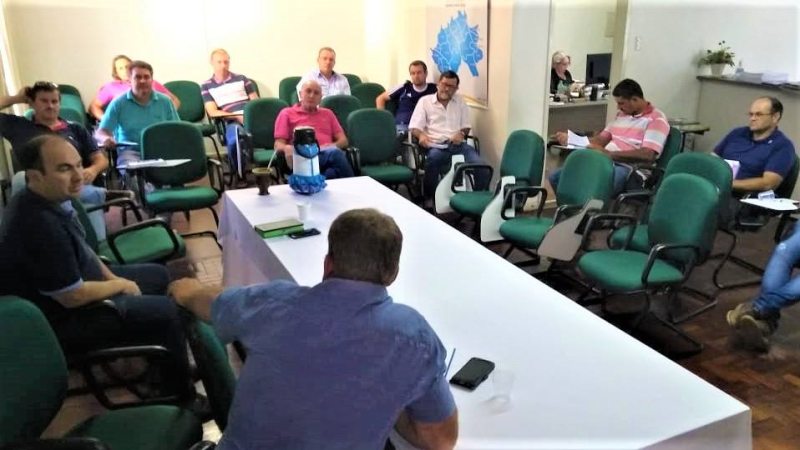 IMPORTAÇÃO DE LEITE