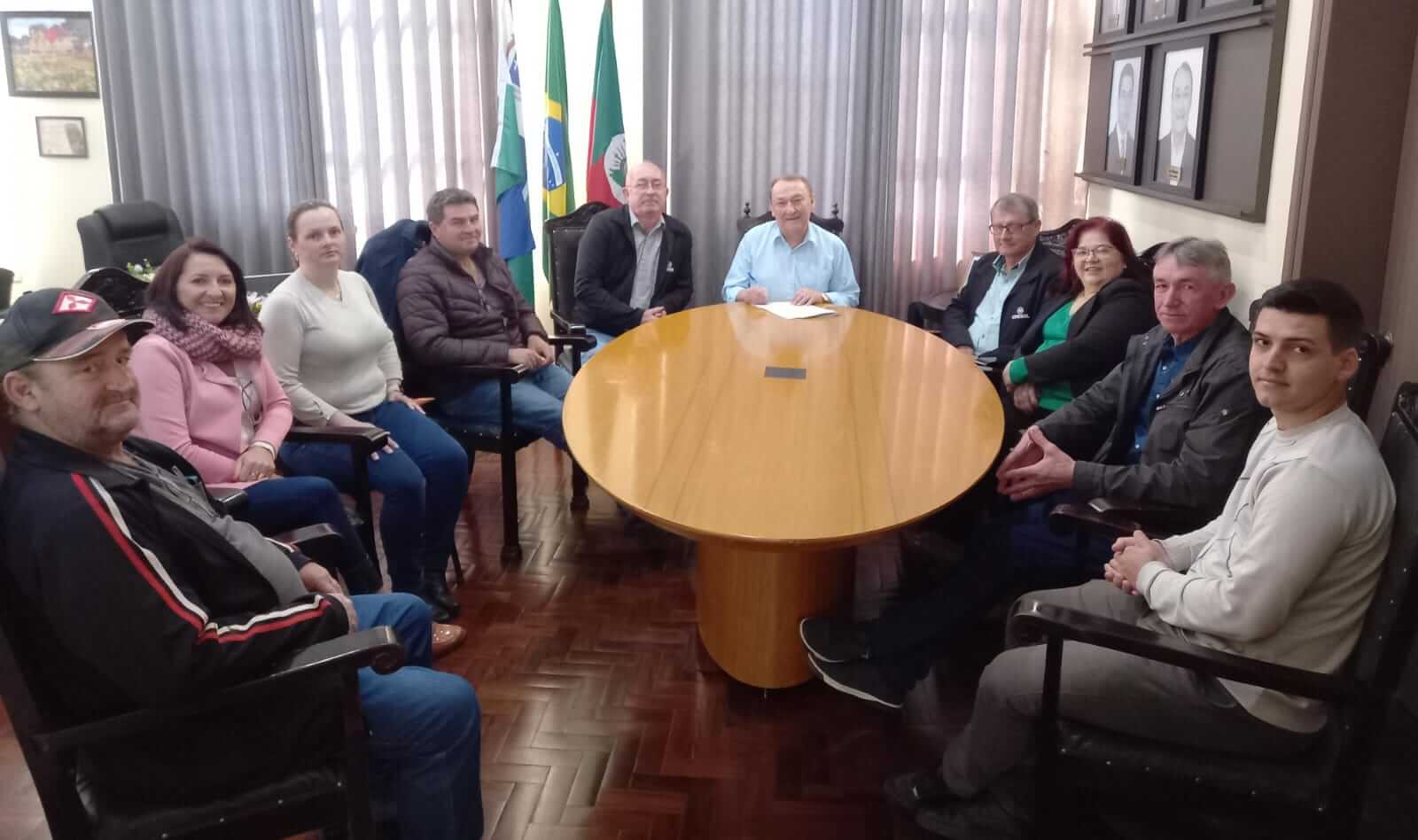 MUNICÍPIO E CRESOL