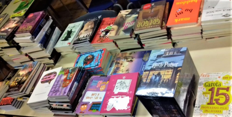 LIVROS PARA ALUNOS