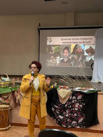 <p>Forma&ccedil;&atilde;o para profissionais da educa&ccedil;&atilde;o &eacute; realizada na EMEF S&atilde;o Francisco de Borja</p>