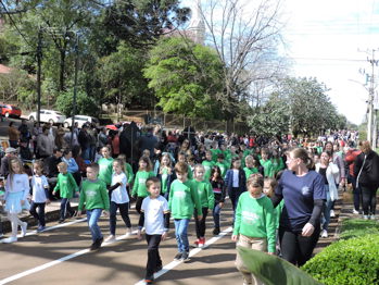 <p><strong>Desfile C&iacute;vico 2025</strong></p>