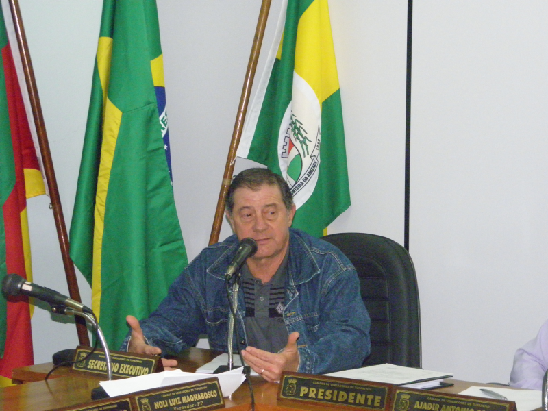 PROFESSORES PEDEM APOIO AOS VEREADORES