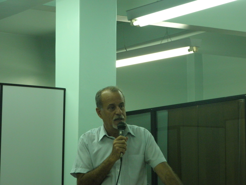VEREADOR CELITO REQUER INFORMAÇÕES SOBRE O"Mais Médicos"  
