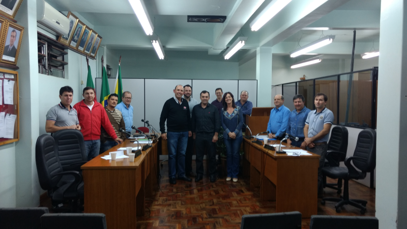 Câmara aprova Câmara  Projeto de Lei que autoriza o Poder Executivo a conceder incentivos à empresa DOCEOLI ALIMENTOS LTDA