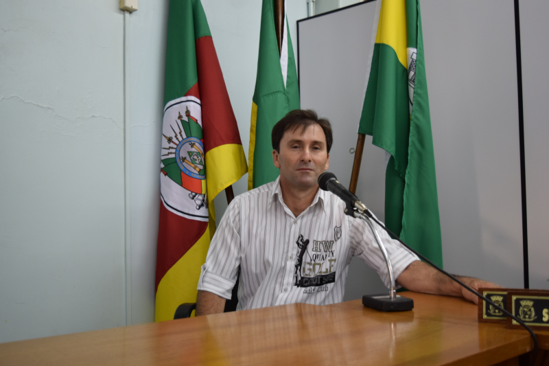 REQUERIMENTO VEREADOR NERCI 