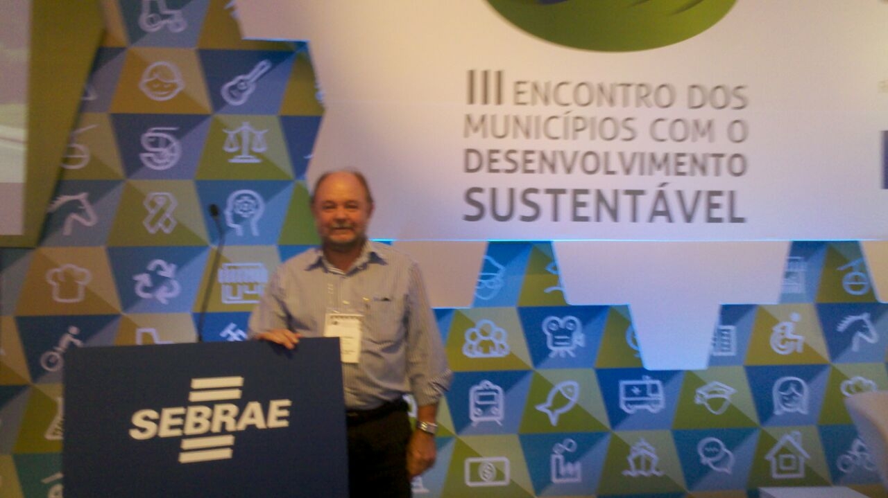 Prefeito participa do Encontro sobre Sustentabilidade dos municípios