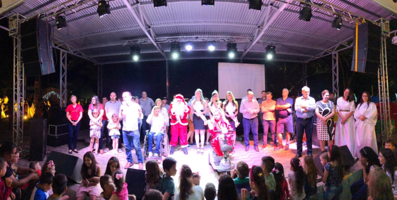 A MAGIA DO NATAL SEM FRONTEIRAS EMOCIONOU O PÚBLICO!