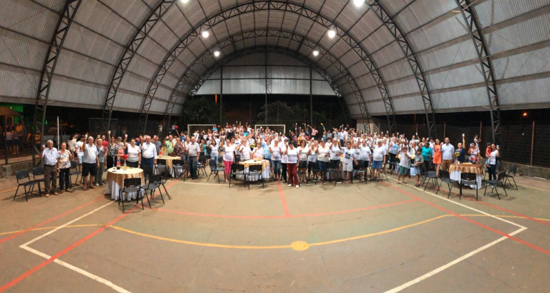 CONFRATERNIZAÇÃO DOS GRUPOS DO CRAS E CREAS