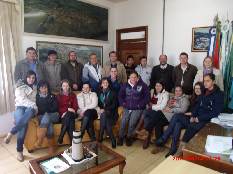 Conselheiros do FUNDEB empossados nesta quarta-feira