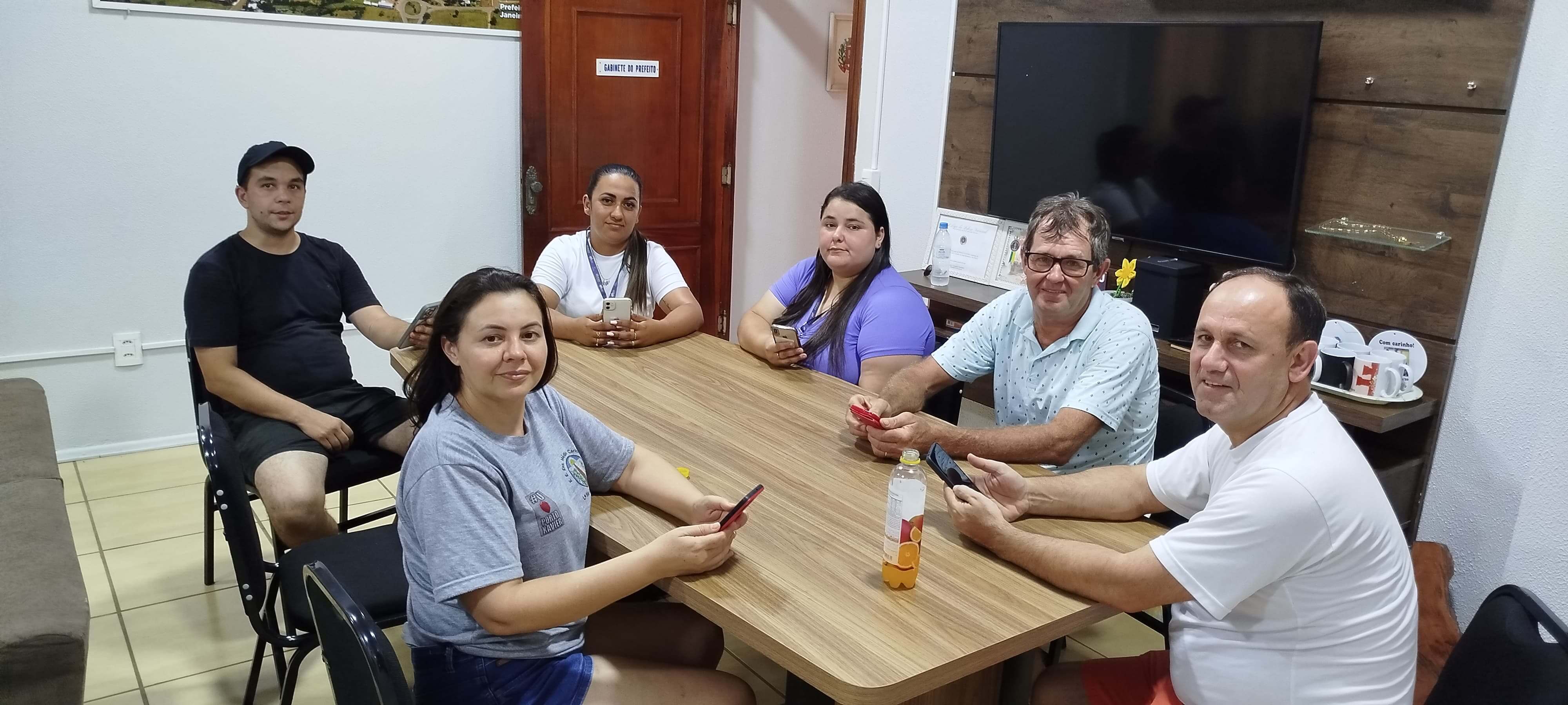 <p><strong>Defesa Civil de Porto Xavier testa com sucesso o sistema de alerta por celular</strong></p>