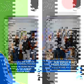 <p>PREFEITO GILBERTO MENIN RECEBE VISITA DO ASSESSOR DO DEPUTADO FEDERAL LUCAS REDECKER E O ASSESSOR DA DEPUTADA ESTADUAL DELEGADA NADINE&nbsp;</p>