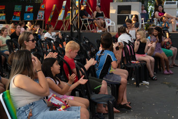 <p>MAIS UM DIA DE OFICINAS DE NATAL: NATAL SEM FRONTEIRAS EM MOVIMENTO</p>