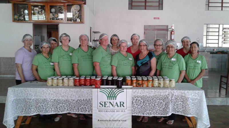 CRAS REALIZOU CURSO DE PROCESSAMENTO DE HORTALIÇAS