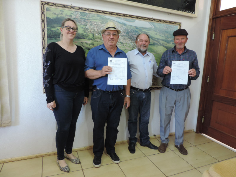 PRÊMIOS DO BOLÃO FORAM ENTREGUES