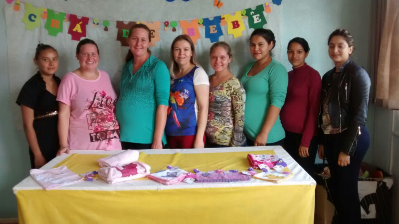  CRAS DIVULGA TRABALHOS REALIZADOS COM GRUPOS