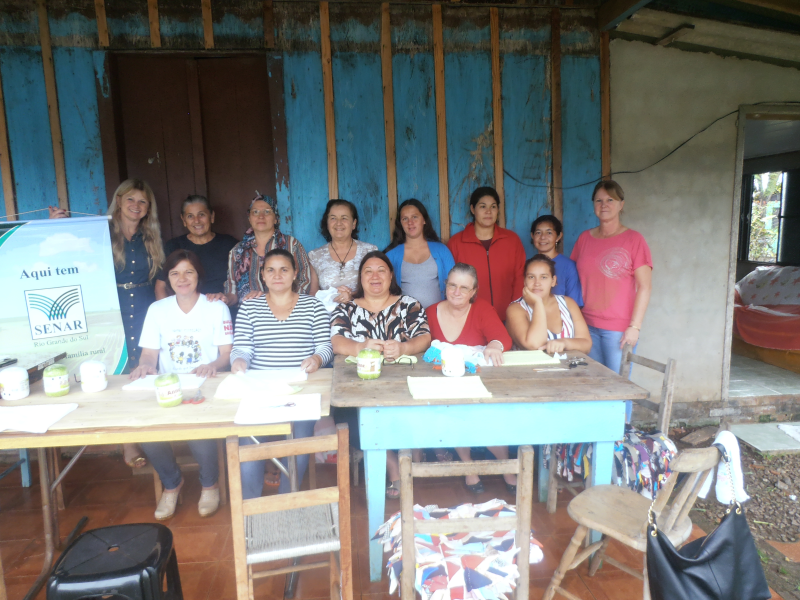 Bairro Cruzeiro recebeu o segundo modulo do curso de macramê