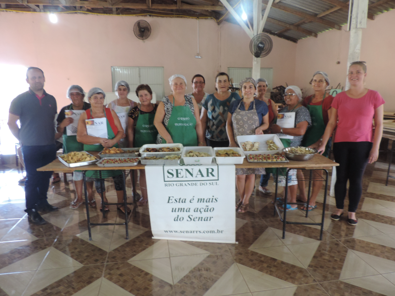 CRAS e SENAR desenvolvem cursos no Interior do Município