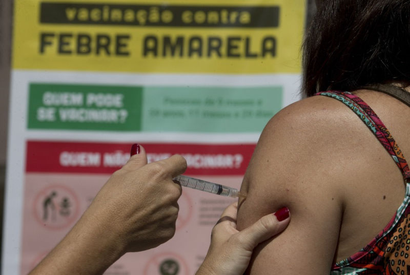Vacina contra a Febre Amarela é ofertada gratuitamente no Posto de Saúde