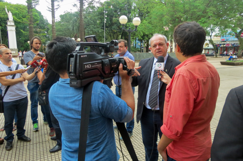 PONTE PORTO XAVIER/SAN JAVIER MOBILIZA IMPRENSA E AUTORIDADES ARGENTINAS