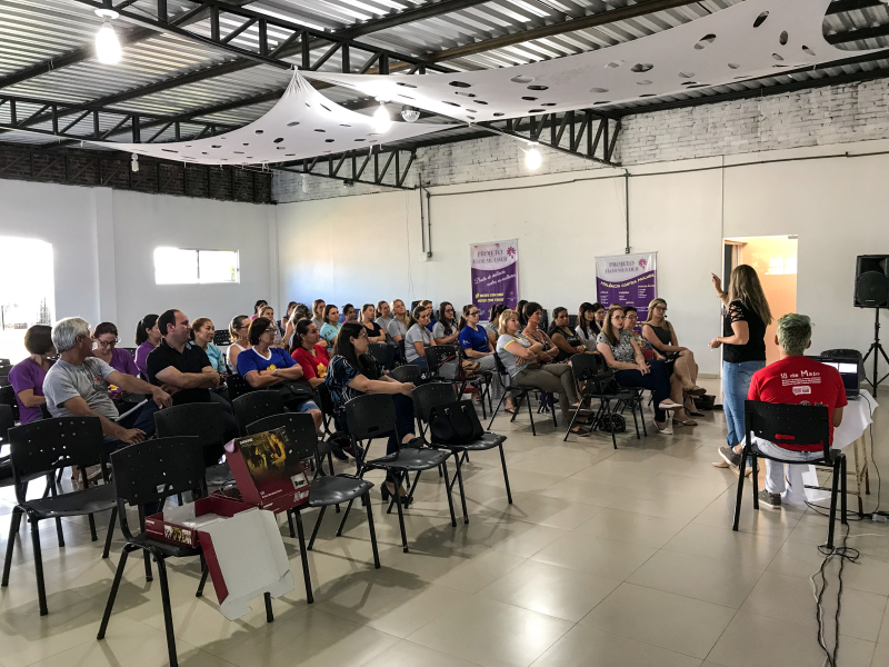 Projeto “Carnaval Faça Bonito” promove Formação.