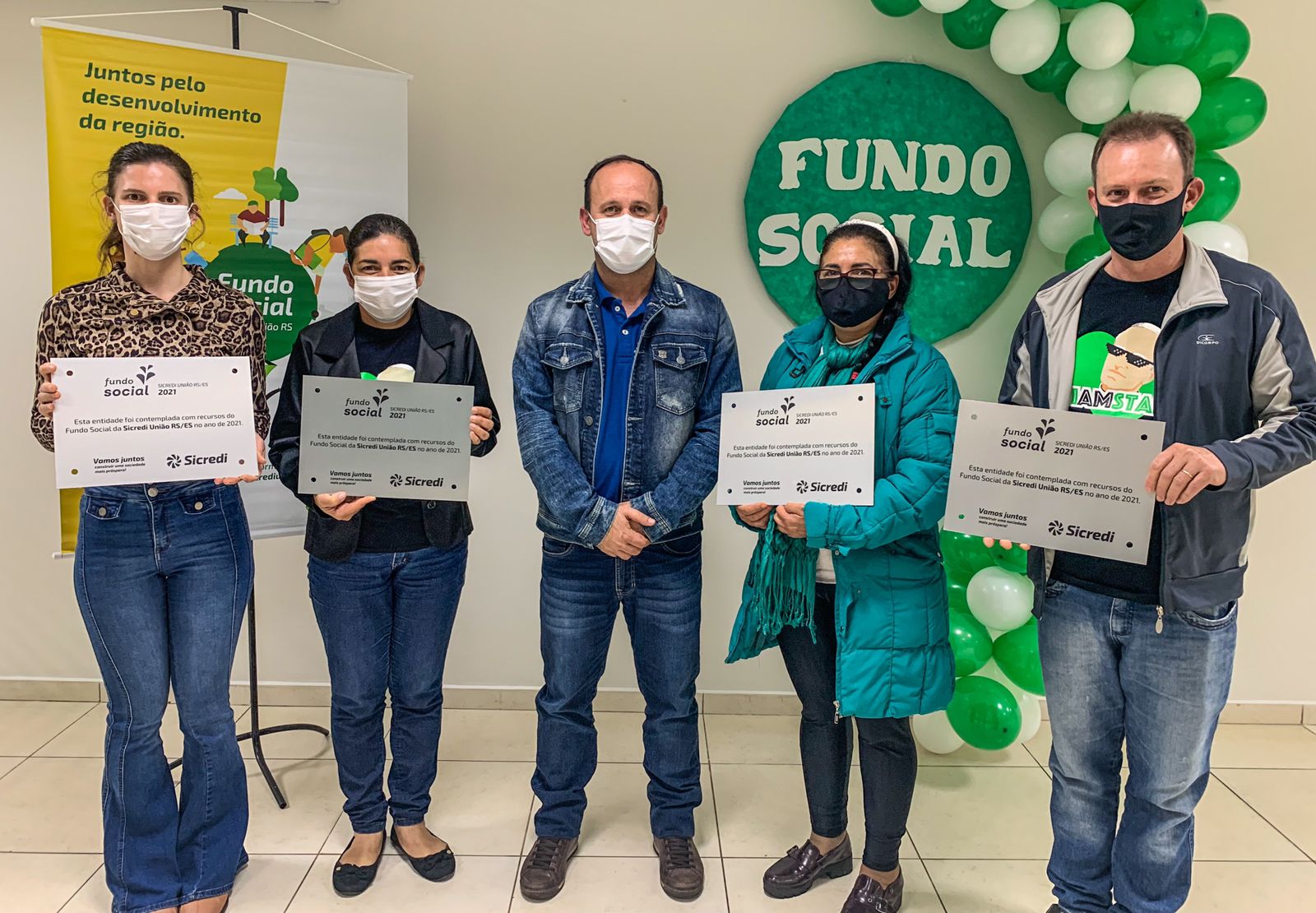 QUATRO ESCOLAS MUNICIPAIS SÃO CONTEMPLADAS COM FUNDO SOCIAL SICREDI