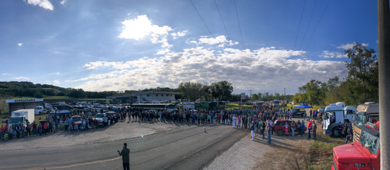 Manifestações contra suba do combustível reúne mais de 500 pessoas