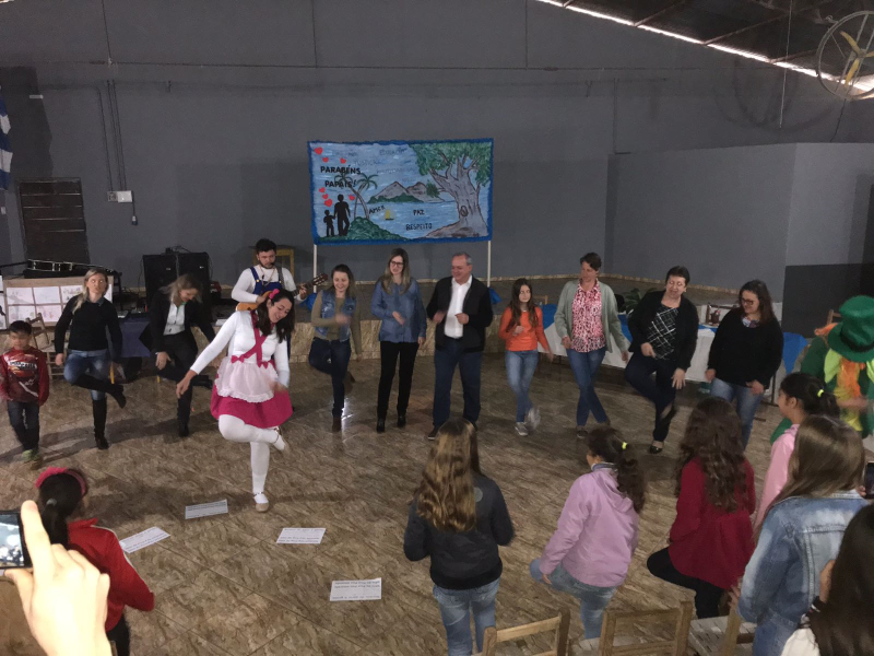 IRENE FEIER É A SEGUNDA ESCOLA A RECEBER O PROJETO CATAVENTO 2018