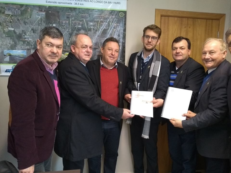 ENTREGUE AO SUPERINTENDENTE DO DNIT O ANTEPROJETO DA PONTE INTERNACIONAL
