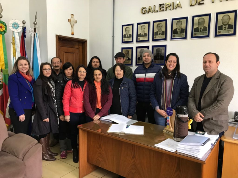 TOMARAM POSSE OS MEMBROS DO CONSELHO MUNICIPAL DE CULTURA