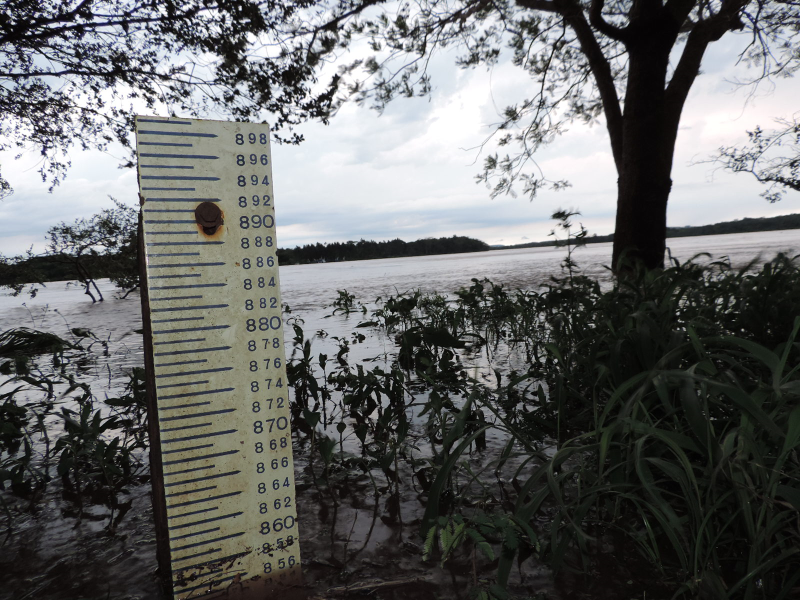 Rio Uruguai segue crescendo e Defesa Civil organiza plantão