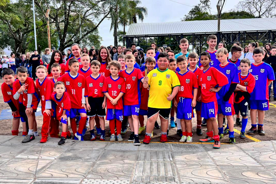 PORTO XAVIER RECEBEU A CENTELHA DO FOGO SIMBÓLICO DA PÁTRIA