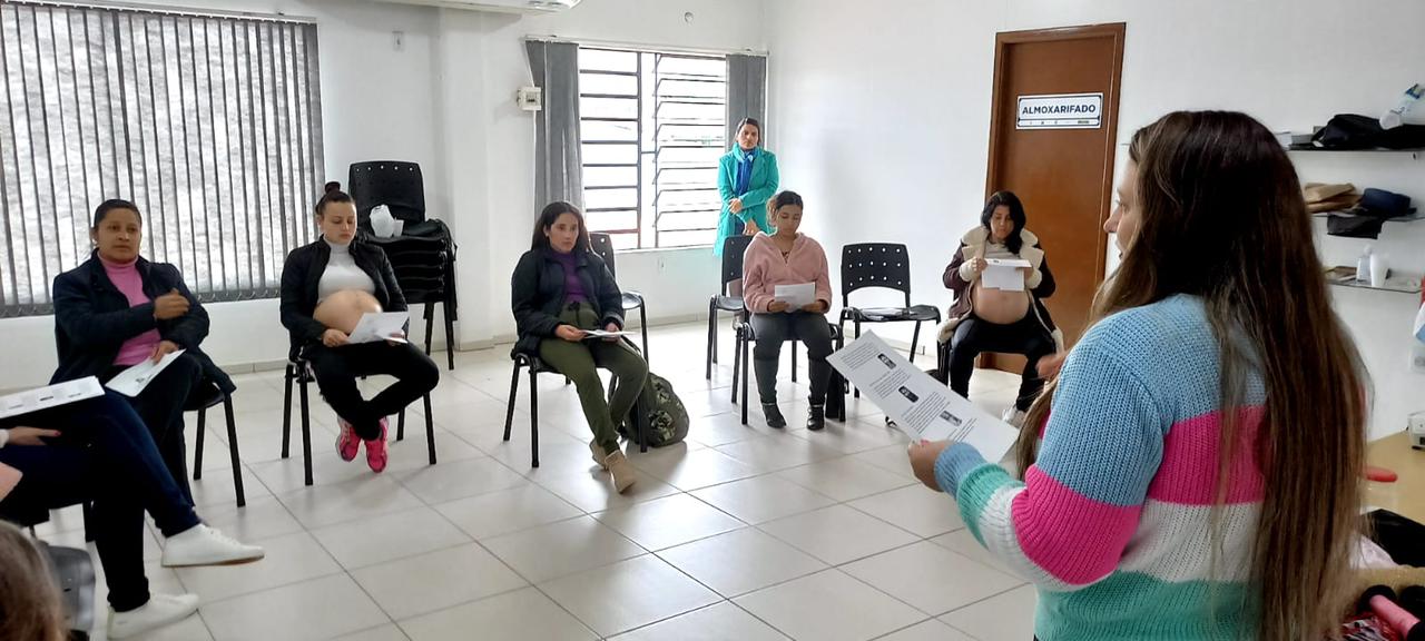 ENCONTRO DO PROJETO SER GESTANTE ABORDA USO DE FÁRMACOS NA GESTAÇÃO