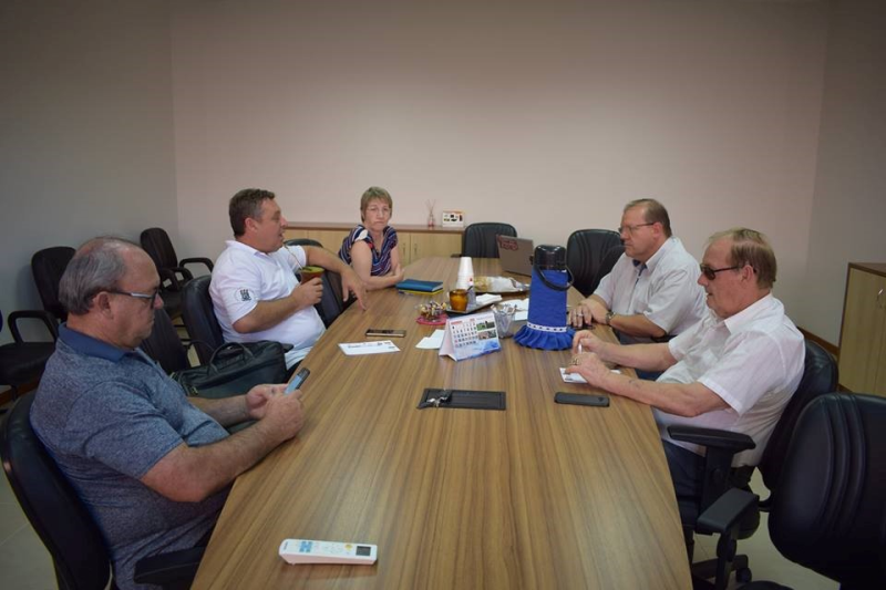 REALIZADA REUNIÃO DE DIRETORIA DA AMM