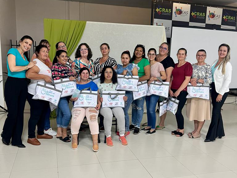 CURSO PROFISSIONALIZANTE DE CUIDADOR DE IDOSOS TEVE INÍCIO EM PORTO XAVIER