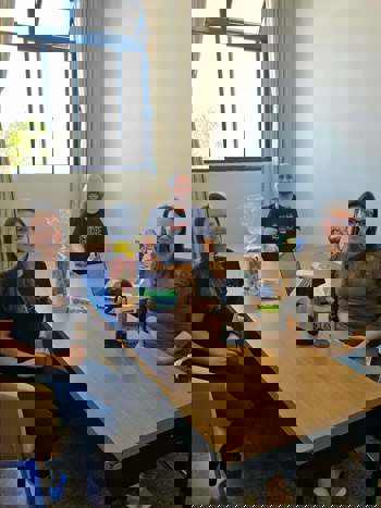 <p>PREFEITO E PRIMEIRA-DAMA RECEBEM RAINHA DO MUNIC&Iacute;PIO NO GABINETE</p>