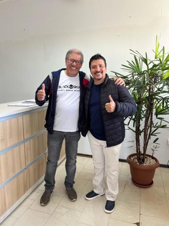 <p>M&eacute;dico Adolfo Jorge Siqueira Dino passa a integrar a equipe da ESF Vila Gl&oacute;ria. ✅</p>