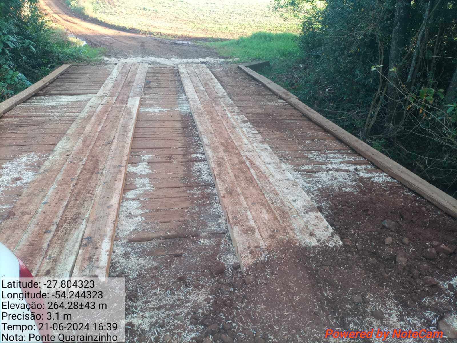 <p>PONTILH&Atilde;O EM QUARAINZINHO FOI RECUPERADO</p>