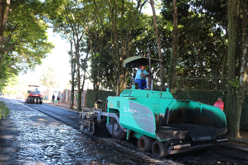 Infraestrutura: obras de pavimentação asfáltica iniciam na Avenida Avaí