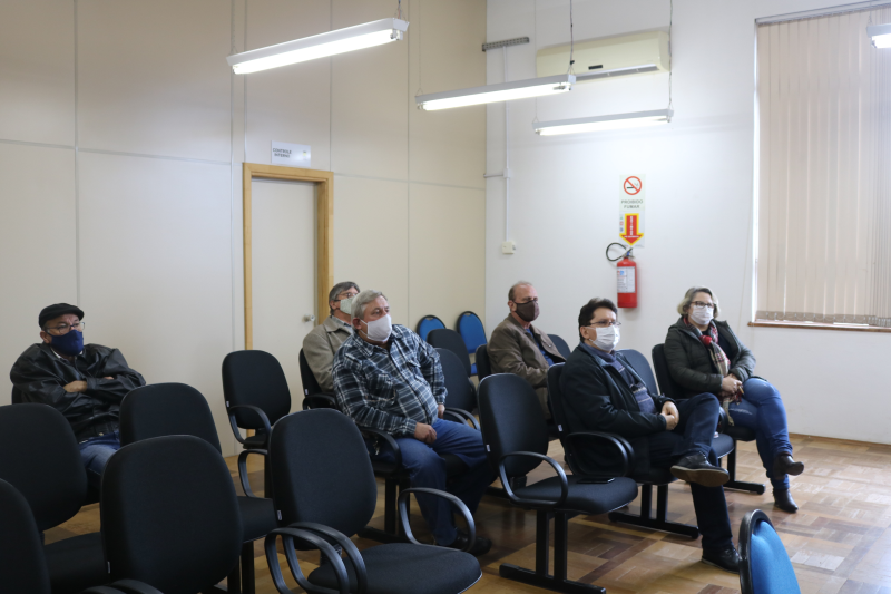 Realizada reunião para revisão do Plano Municipal de Gestão Integrada de Resíduos Sólidos.