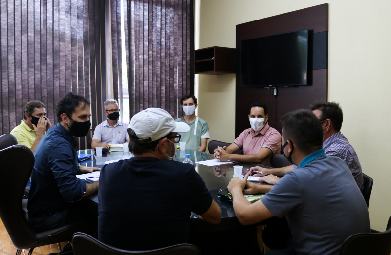 ENPHASE PAVIMENTAÇÕES SE ENCONTRA COM O EXECUTIVO