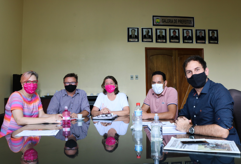 EXECUTIVO SE REÚNE COM VOLUNTÁRIAS DO IMAMA