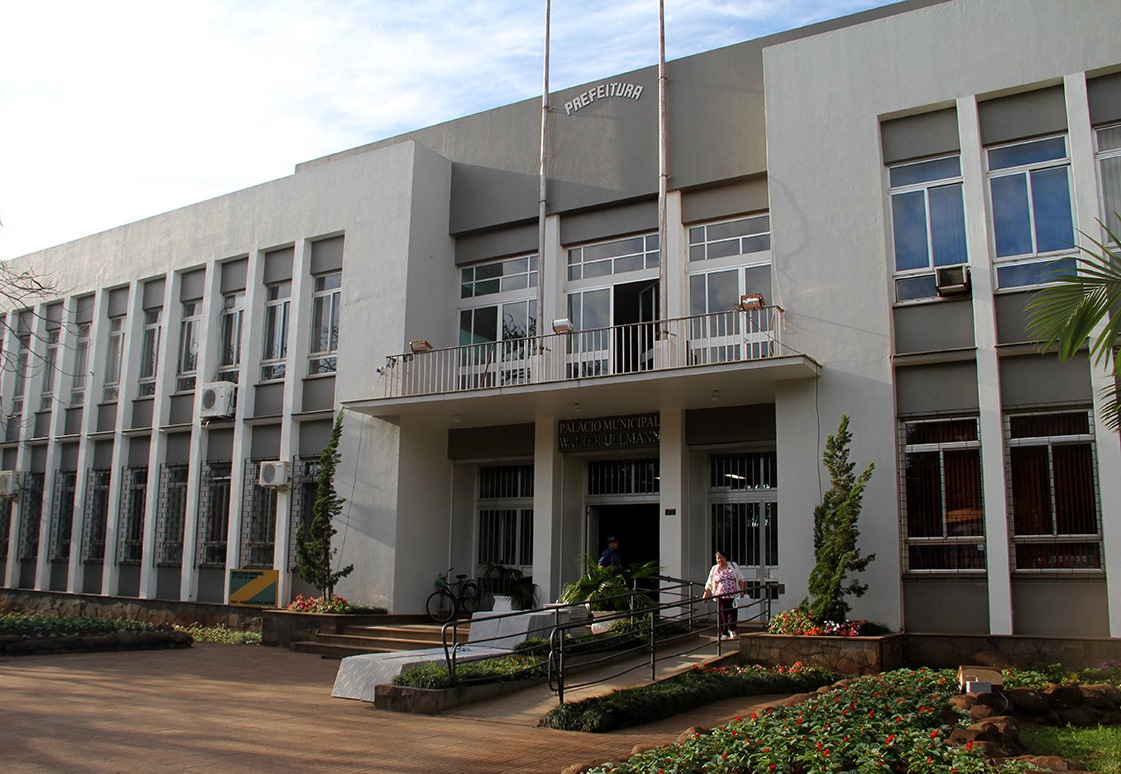 PREFEITURA MUNICIPAL ABRE SELEÇÃO PÚBLICA PARA MÉDICOS TEMPORÁRIOS