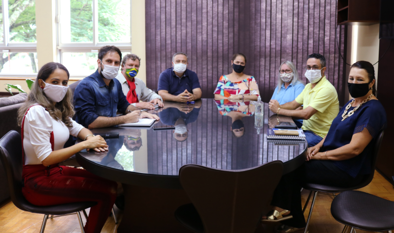 DIRETORIA DO CTG SE REÚNE COM O EXECUTIVO