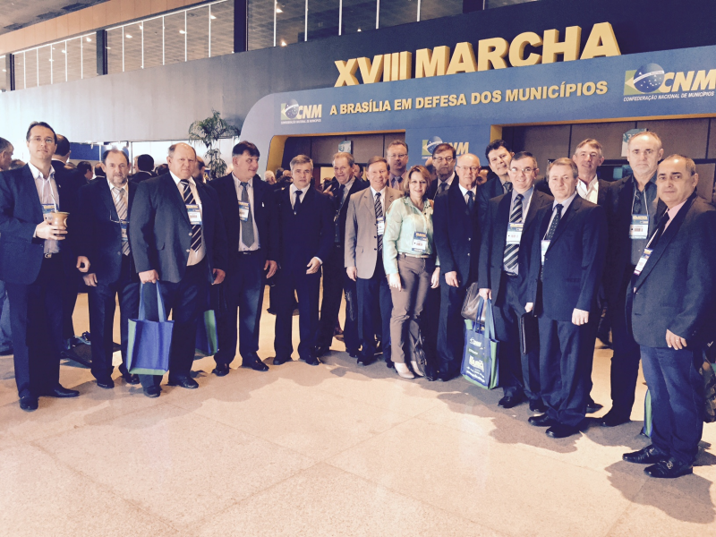 PREFEITO CASALI PARTICIPA DA XVIII MARCHA DOS PREFEITOS EM BRASÍLIA