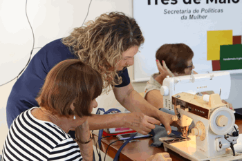 <p>OFICINAS DE ARTESANATO PROMOVIDO PELA ARTEMAIO INTEGRARAM A PROGRAMA&Ccedil;&Atilde;O DO M&Ecirc;S DA MULHER</p>