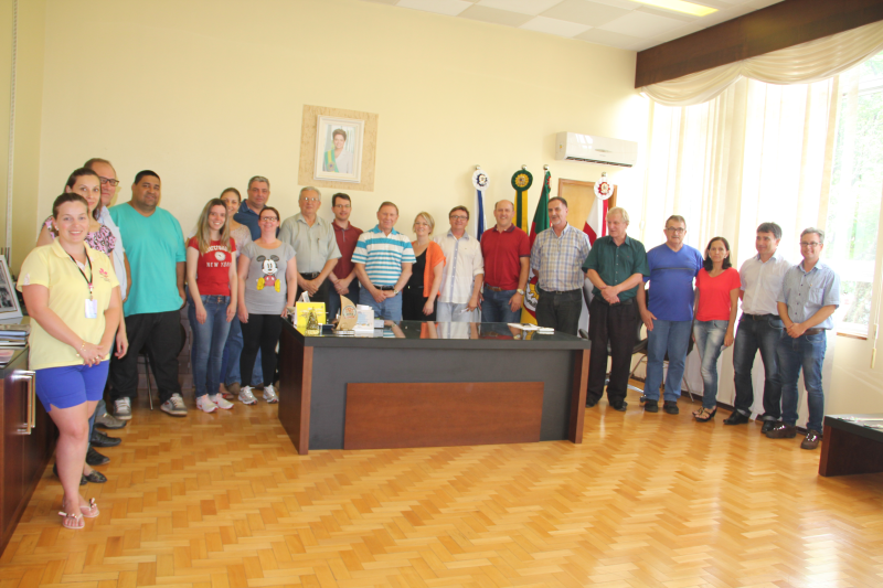 MÁRCIO RODRIGO LENA ASSUME SECRETARIA DE HABITAÇÃO E URBANISMO 