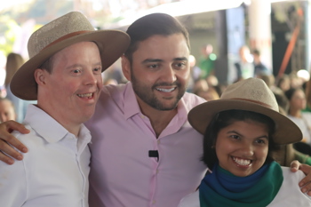 <p>COM EMO&Ccedil;&Atilde;O E GRANDE P&Uacute;BLICO EXPOFEIRA 2025 &Eacute; OFICIALMENTE ABERTA</p>